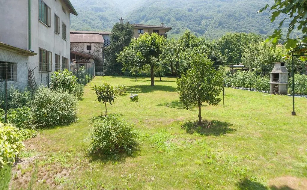 Casa Legnone Holiday home Piantedo Italy